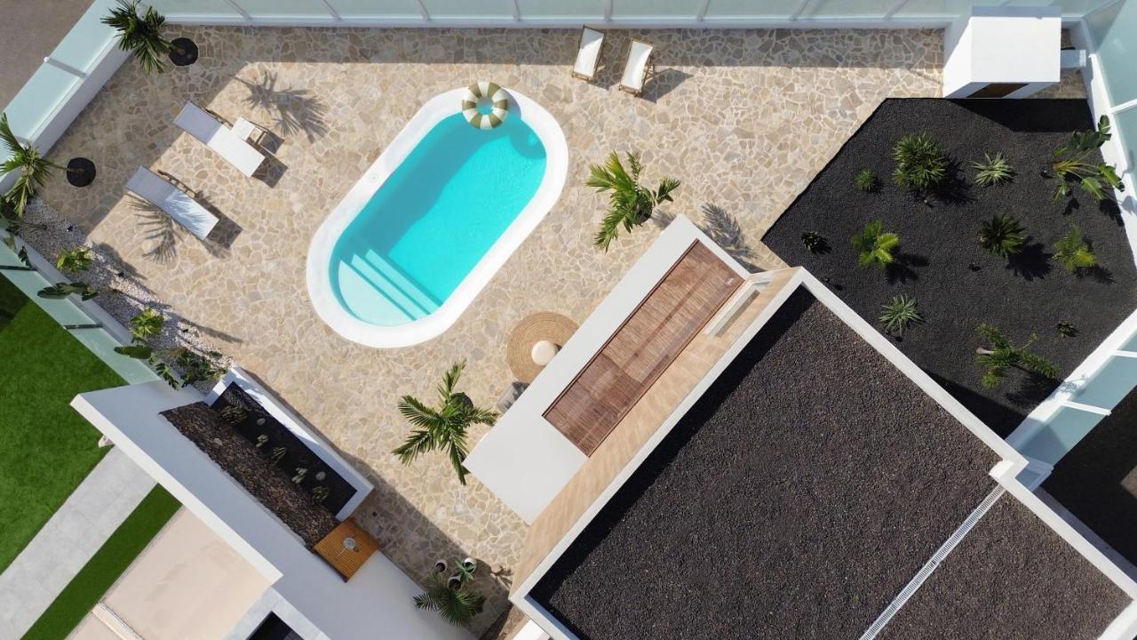 Villa Noma - Design Space With Pool In Коральео Экстерьер фото